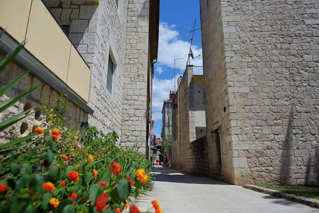 New Place In Old Town Of Trogir, Parking 0*, تروغير كرواتيا